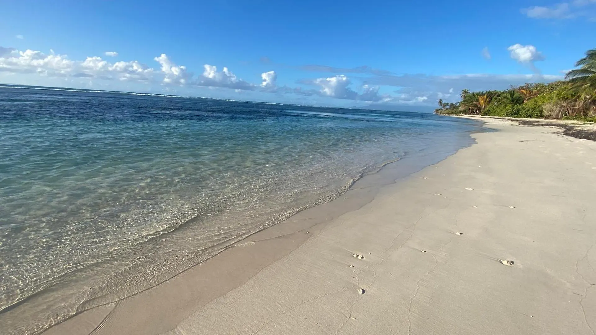 Holiday home Mabouya Le Helleux Sainte Anne Proche Spot De Surf Villa